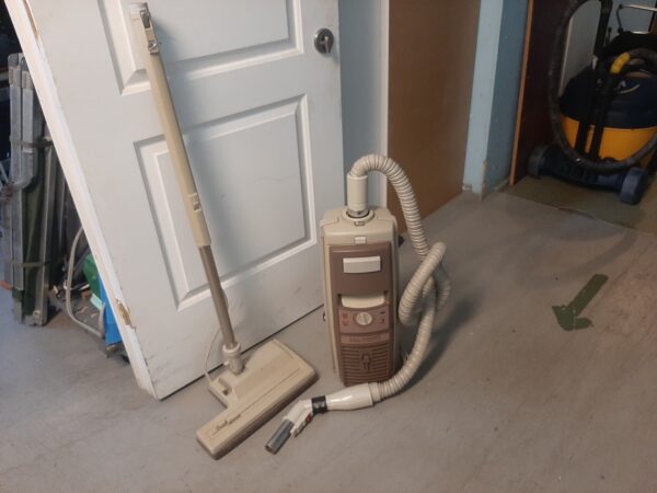 Electrolux System 90 cannister vacuum