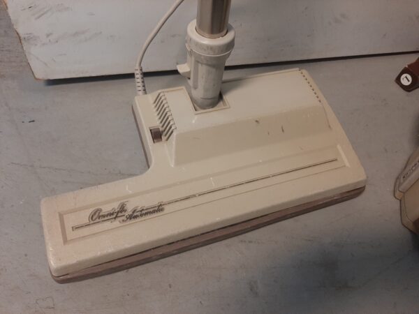 Electrolux System 90 cannister vacuum - Image 8