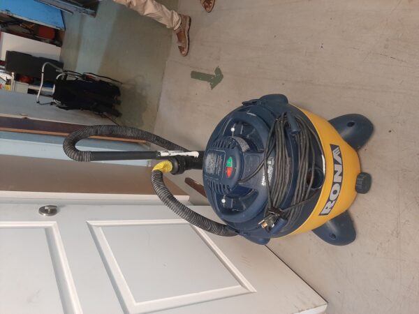 RONA 13 Gallons 6.5 Hp Portable Blower - Image 3