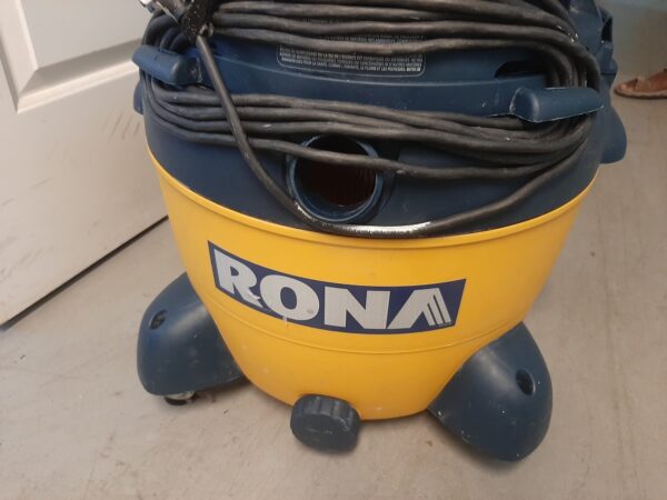 RONA 13 Gallons 6.5 Hp Portable Blower - Image 4
