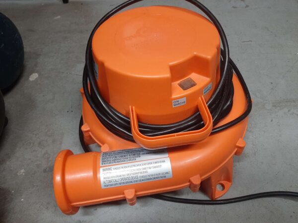 MANLEY 14 Toy Quest Air Inflator