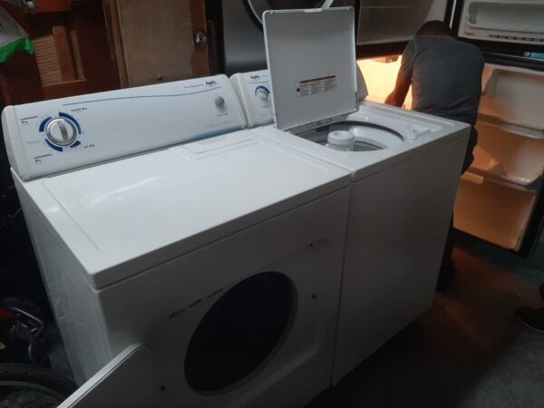 Inglis Washer & Dryer Set - Image 11