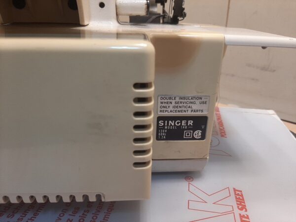 Singer 14U244B Ultralock Serger Sewing Differential Feed - Image 7