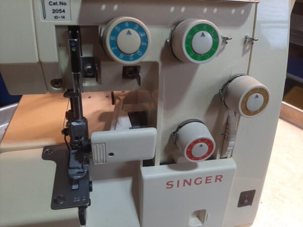 Singer 14U244B Ultralock Serger Sewing Differential Feed - Image 8