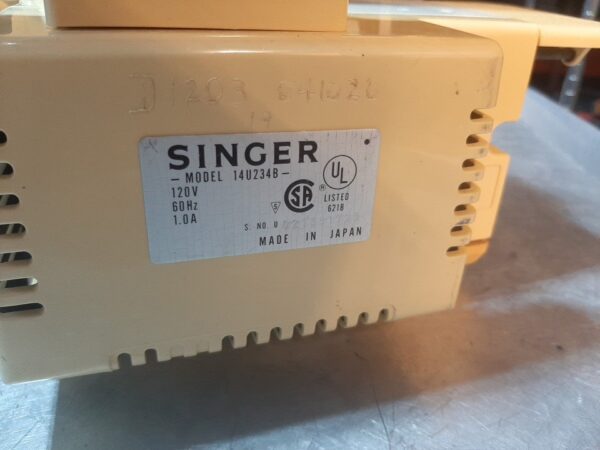 SINGER ULTRALOCK 14U234 Sewing Machine Serger - Image 6