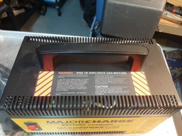 MajorPower Major Power Major Charge 24V Charger - Image 6