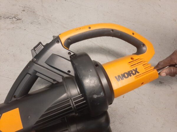 WORX TriVac WG500 12 amp All-in-One Electric Blower/Mulcher/Vacuum - Image 4