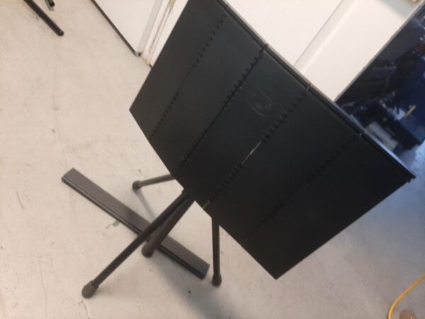 K&M Orchestra Music Stand - Black 12120-000-55 (collapsable desk, with bag) - Image 6
