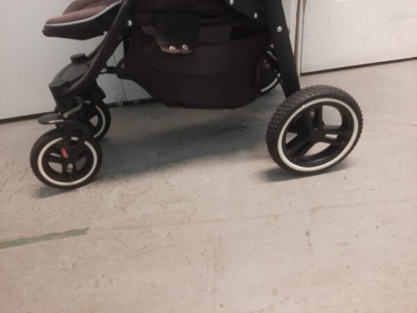 Graco Aire4 XT Stroller - Image 4