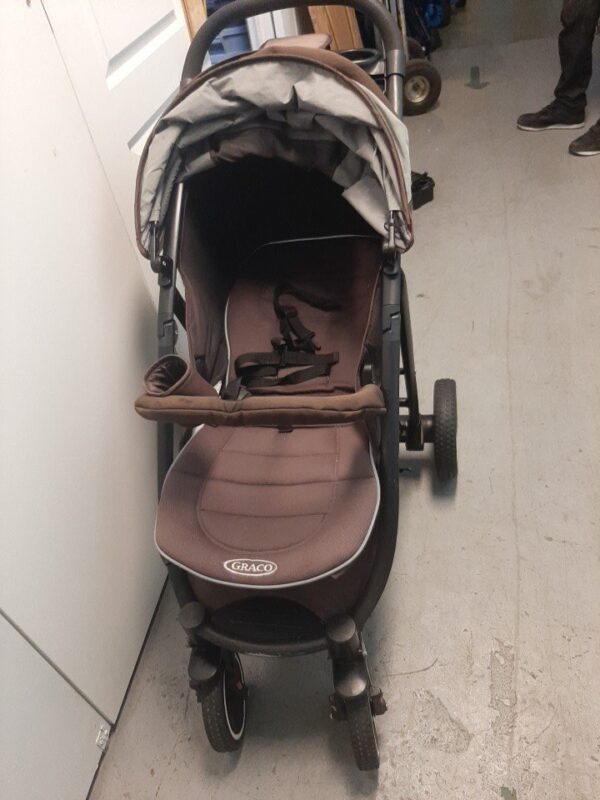 Graco Aire4 XT Stroller - Image 5