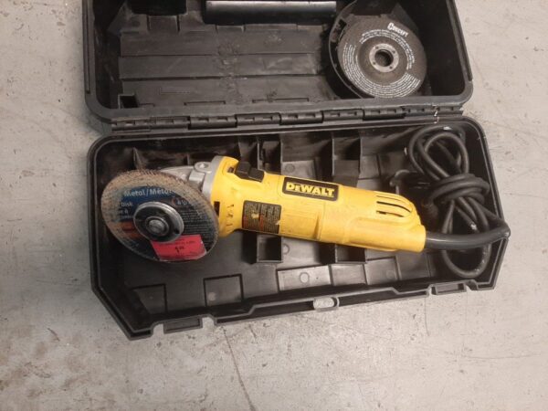DEWALT 4-1/2 in. Small Angle Grinder with One-Touch™ Guard, Model-DWE4011 - Image 8