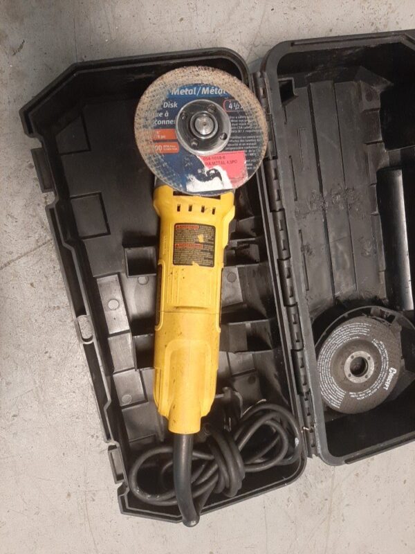 DEWALT 4-1/2 in. Small Angle Grinder with One-Touch™ Guard, Model-DWE4011 - Image 7
