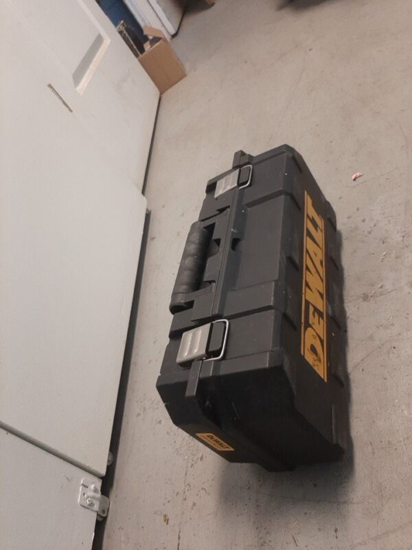 DEWALT 4-1/2 in. Small Angle Grinder with One-Touch™ Guard, Model-DWE4011 - Image 3