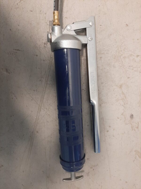 LINCOLN Manual Grease Gun with Heavy Duty Lever with 3000psi Hydrolic Hose - Image 7