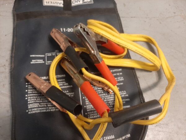 Motomaster 11-2046-4 Jumper Cables - Image 2