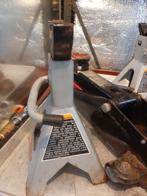 Hydraulic Trolley Service/Floor Jack single piston 3-Ton (6,000 lb) Capacity with 2 Jack stand 3-Ton - Image 3
