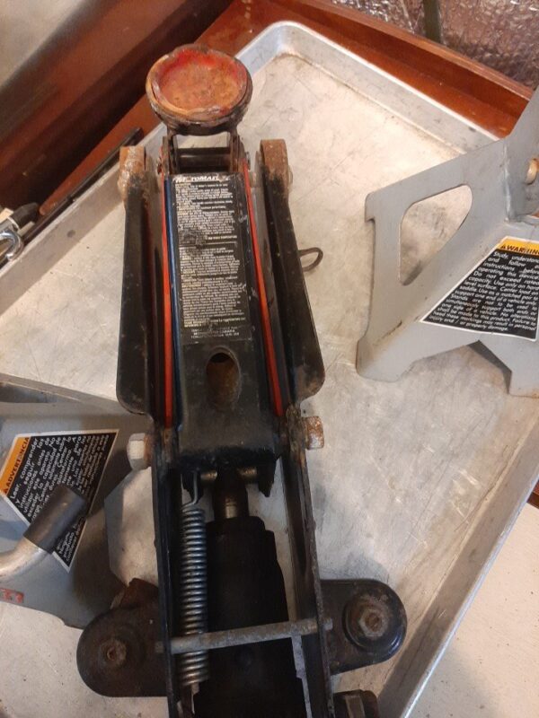 Hydraulic Trolley Service/Floor Jack single piston 3-Ton (6,000 lb) Capacity with 2 Jack stand 3-Ton - Image 8