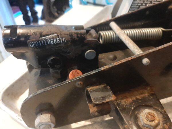 Hydraulic Trolley Service/Floor Jack single piston 3-Ton (6,000 lb) Capacity with 2 Jack stand 3-Ton - Image 4