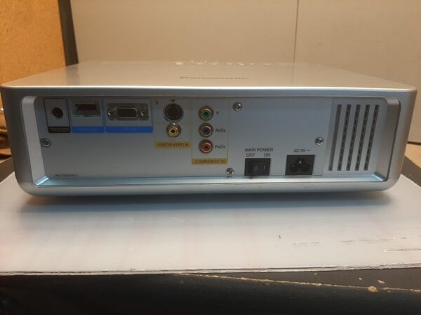 Panasonic PT-AE700U LCD Home Cinema LCD Projector HDMI WORKS Remote Manual AS-IS - Image 4