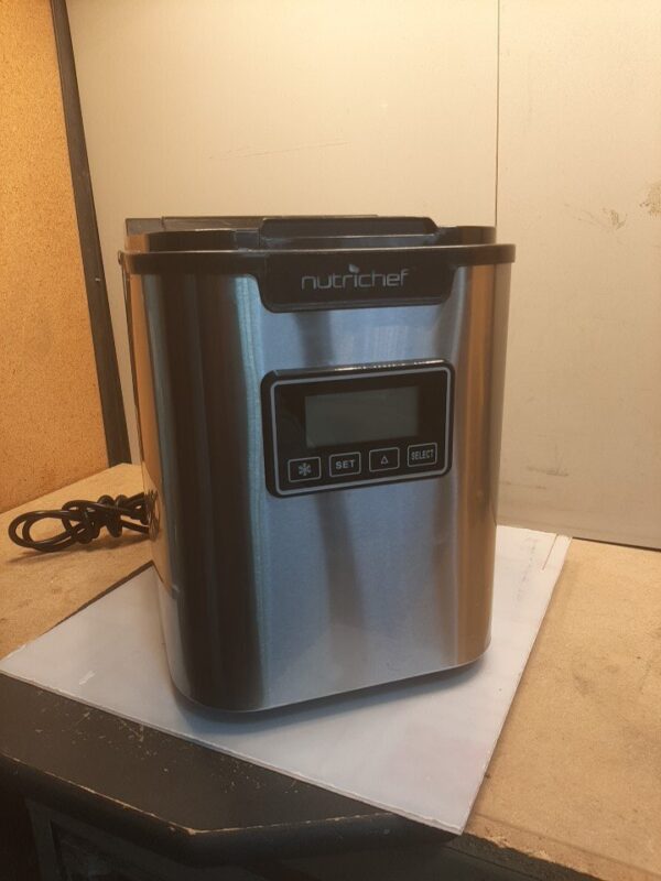 NutriChef Upgraded Digital Ice Maker Machine-Portable Stainless Steel Model-PICEM62 - Image 5