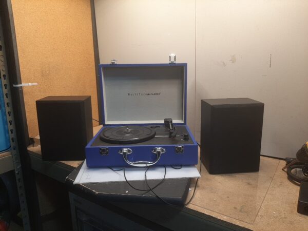 MultiTech Audio Bluetooth Suitcase 3-Speed Turntable Record Player - Blue Model 2ABM9T1S - Image 6