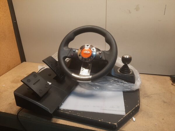 Intec G7896 Racing Steering Wheel & Pedals for PS3 - Image 2