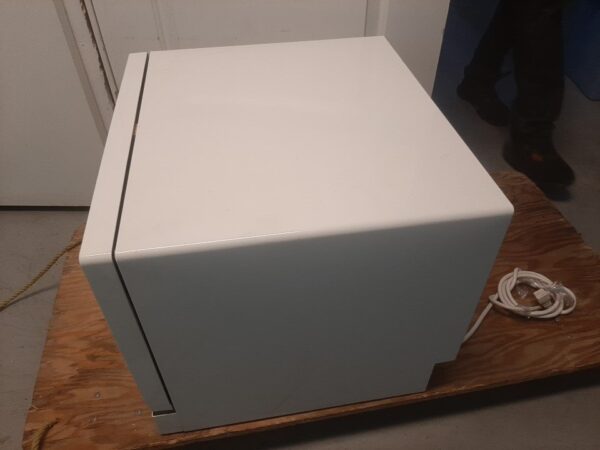 Danby Countertop 6 Place Setting Dishwasher - White SKU: DDW611WLED - Image 10