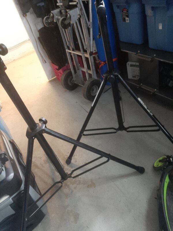 Behringer B 1220, EUROLIVE PRO 800-Watt 12" PA Loudspeaker with Tripod Adjustable Stand - Image 11